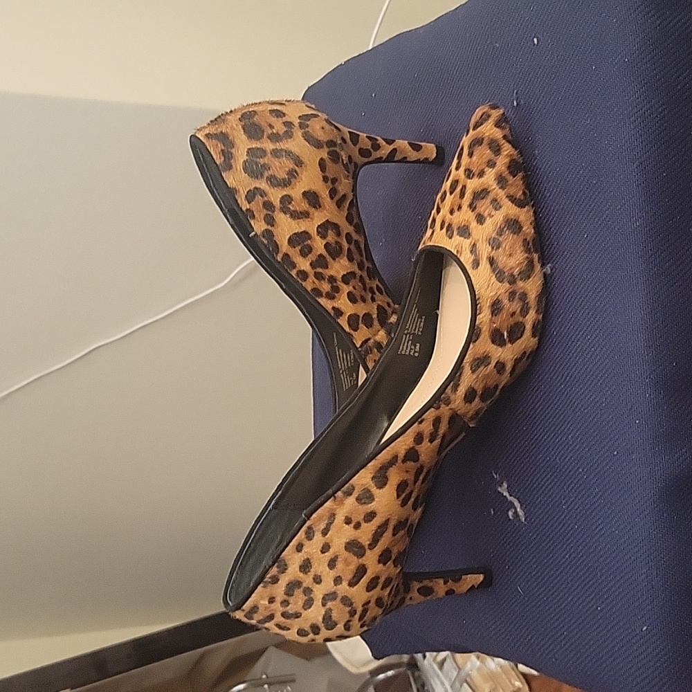 Alfani leopard pumps